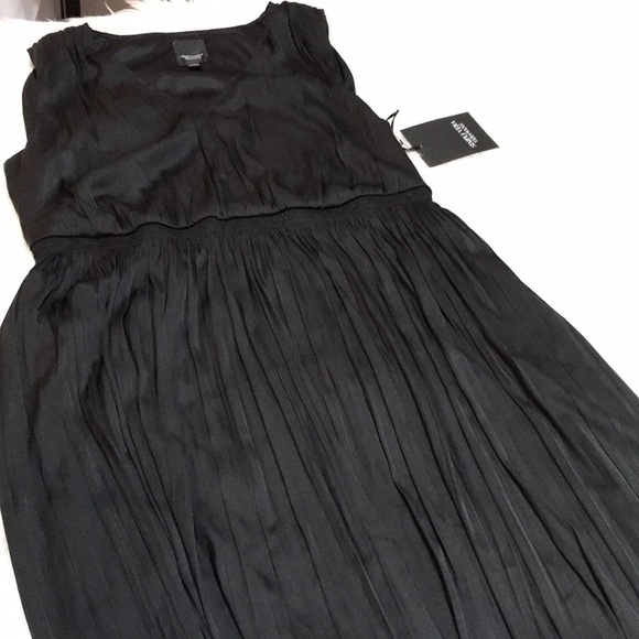 Simply Vera Vera Wang V-Neck Smocked Dress Small - Picture 12 of 14